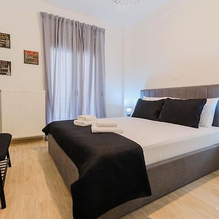 סלוניקי Theofilos Urban Apartment, Close To City Center מראה חיצוני תמונה