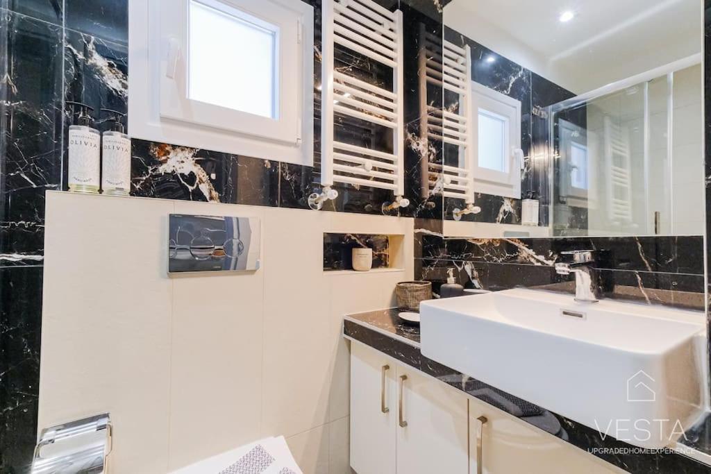 סלוניקי Theofilos Urban Apartment, Close To City Center מראה חיצוני תמונה