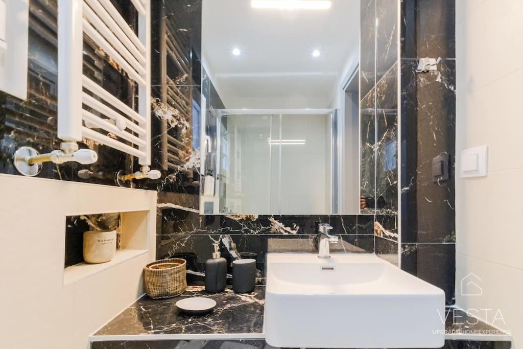 סלוניקי Theofilos Urban Apartment, Close To City Center מראה חיצוני תמונה